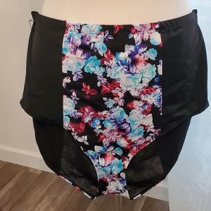 Torrid sz4 NWOT